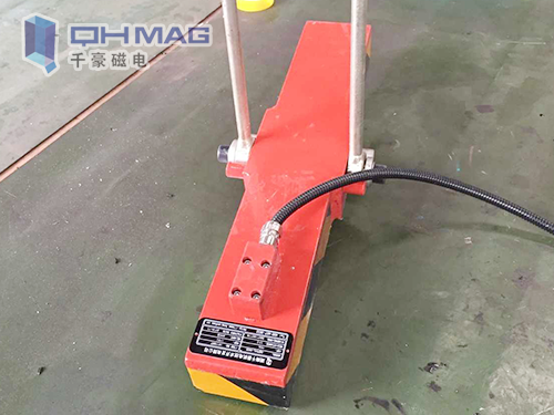 管材(棒材)豎吊型電永磁吊具 管材(棒材)豎吊型電永磁吊具