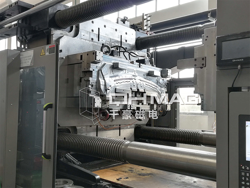 電永磁吸盤,注塑機(jī)快速換模,電永磁起重器