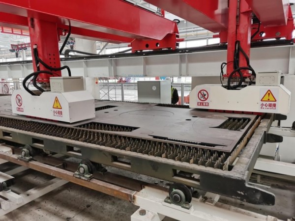 電永磁吸盤,注塑機(jī)快速換模,電永磁起重器